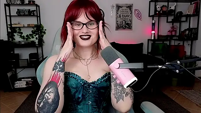 Snapshot of Della_Ideal chatting on 22, 4, 2026 Della Ideal online show from 22, 4, 2026