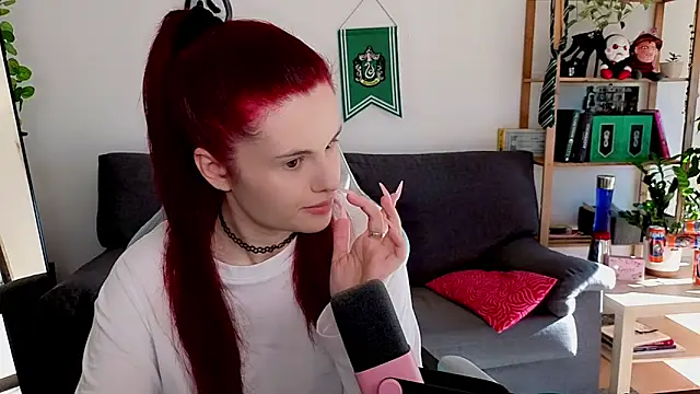 Della Ideal online show from 18, 11, 2025