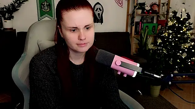 Della Ideal online show from 22, 12, 2025