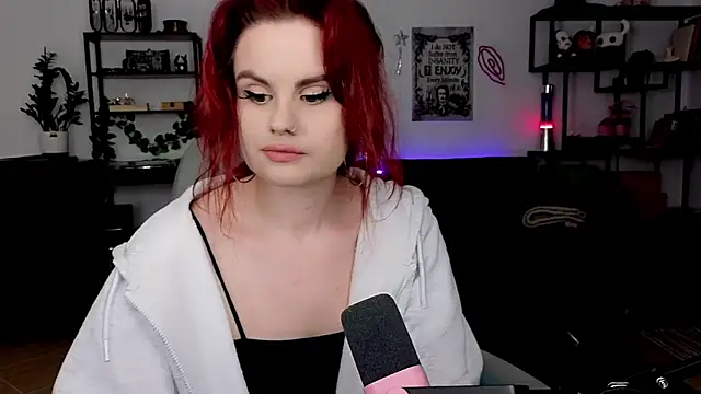 Della Ideal online show from 30, 3, 2026