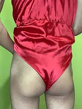 Snapshot of Femboylili chatting on 2, 2, 2026 Femboylili online show from 2, 2, 2026