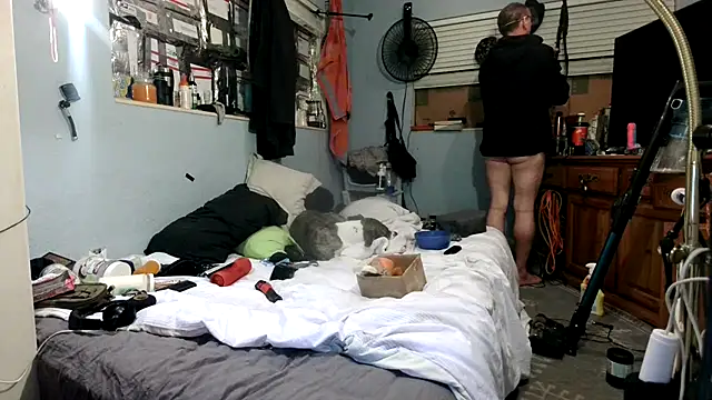 Snapshot of PornStro921 chatting on 9, 10, 2025 PornStro921 online show from 9, 10, 2025