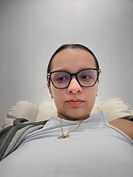 Snapshot of Soy_Sara7 chatting on 16, 10, 2025 Soy Sara7 online show from 16, 10, 2025