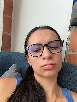 Snapshot of Soy_Sara7 chatting on 12, 11, 2025 Soy Sara7 online show from 12, 11, 2025