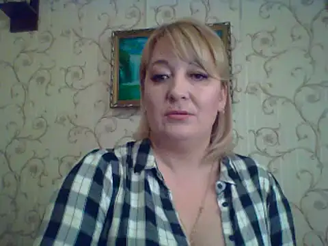 ArielXLoveresss online show from 6, 3, 2025