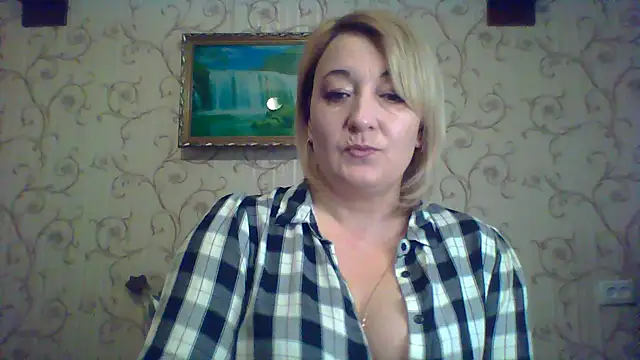 ArielXLoveresss online show from 12, 3, 2025