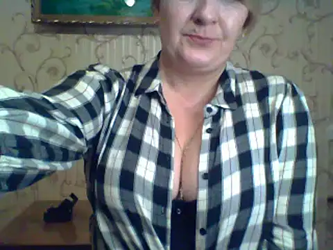 ArielXLoveresss online show from 7, 3, 2025