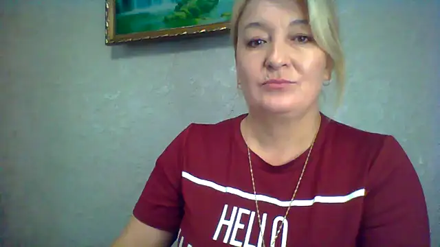 ArielXLoveresss online show from 13, 10, 2025