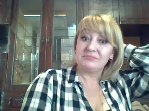 ArielXLoveresss online show from 5, 3, 2025