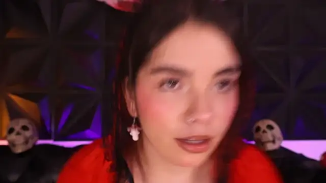 DaphneGlas online show from 30, 10, 2025