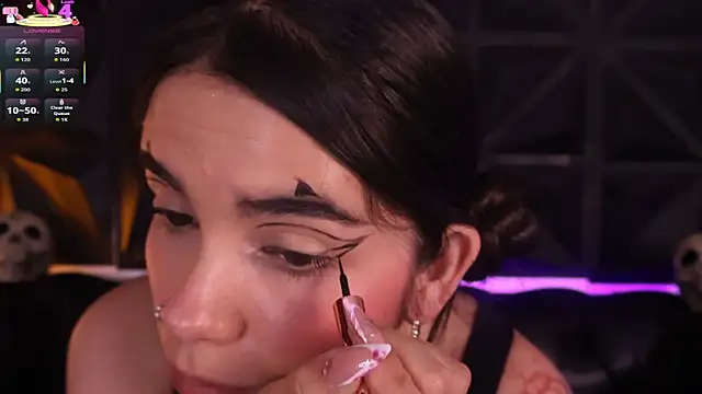 DaphneGlas online show from 31, 10, 2025