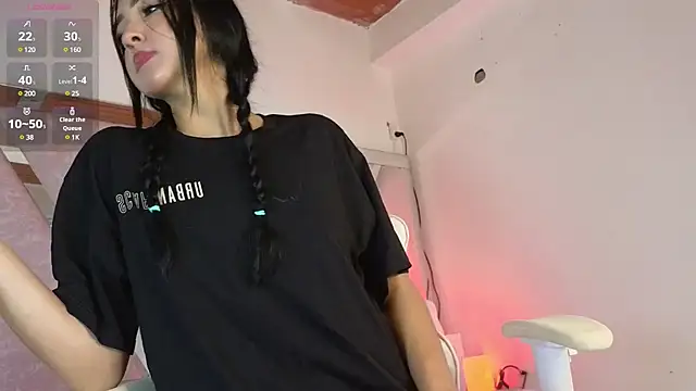 Snapshot of GirlPiscis chatting on 24, 2, 2025 GirlPiscis online show from 24, 2, 2025