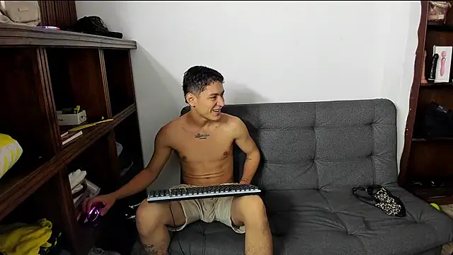 Snapshot of Ixchell_dewei chatting on 14, 3, 2025 Ixchell dewei online show from 14, 3, 2025