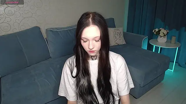 mefwhore online show from 7, 11, 2025