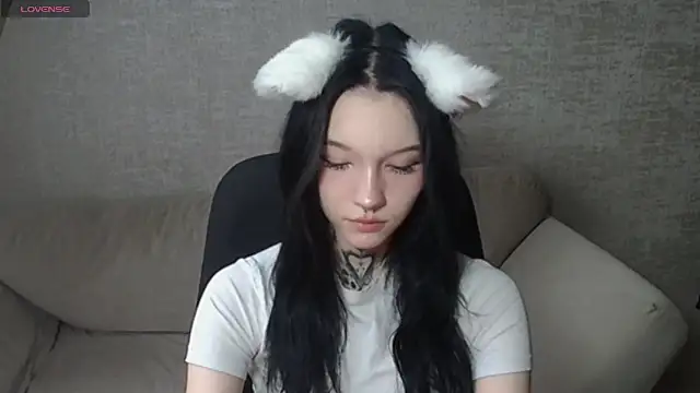 mefwhore online show from 28, 2, 2025