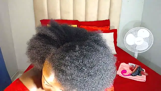 SEXYASSTINAXXX online show from 21, 2, 2026