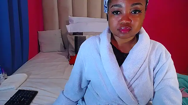 SEXYASSTINAXXX online show from 17, 11, 2025