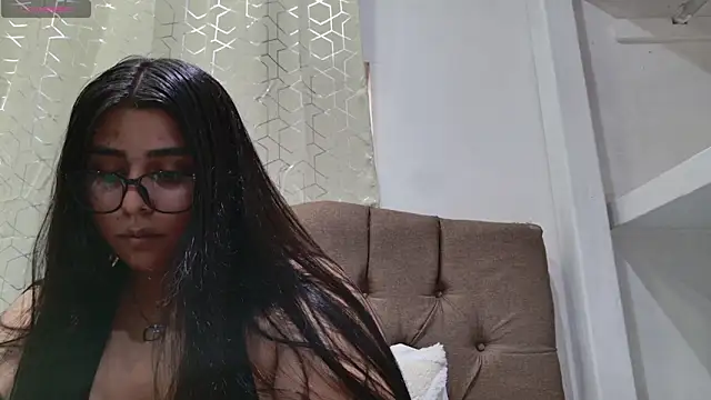 virginbrunette99 online show from 21, 11, 2025