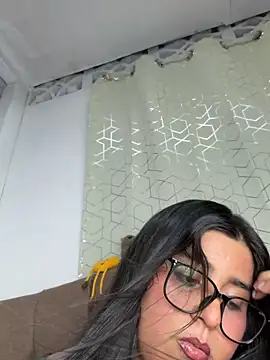 virginbrunette99 online show from 4, 4, 2026