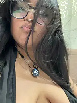Snapshot of virginbrunette99 chatting on 11, 7, 2026 virginbrunette99 online show from 11, 7, 2026