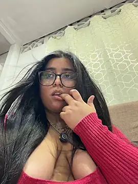 Snapshot of virginbrunette99 chatting on 8, 7, 2026 virginbrunette99 online show from 8, 7, 2026