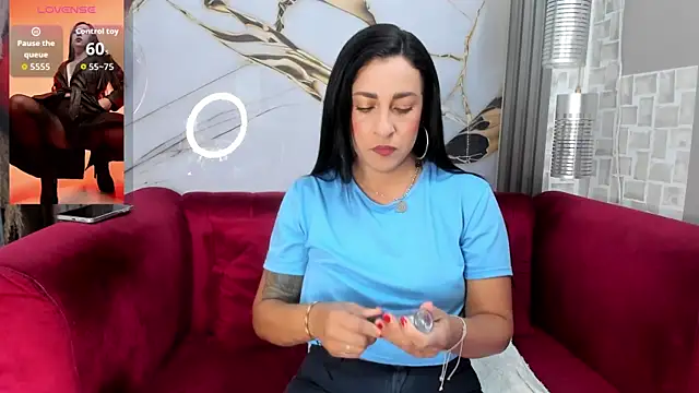 Bella williamss  online show from 9, 4, 2026