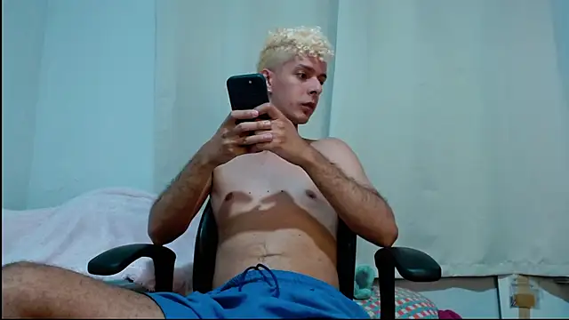 blondetwink online show from 28, 2, 2025