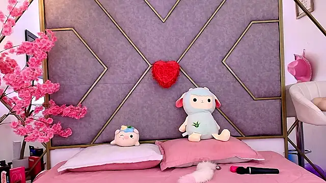 nathalya summer online show from 7, 3, 2026