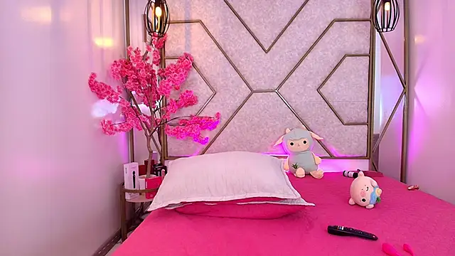 nathalya summer online show from 4, 2, 2026