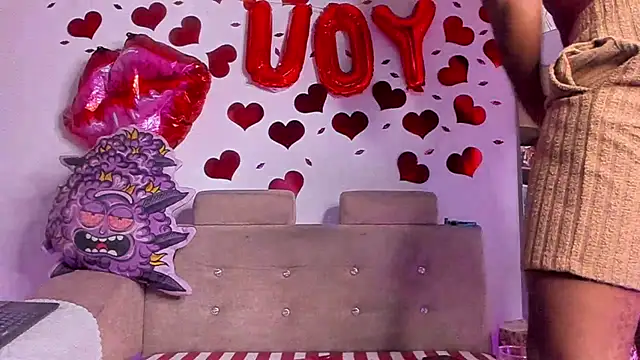 LOGAN DRAKE online show from 28, 2, 2026