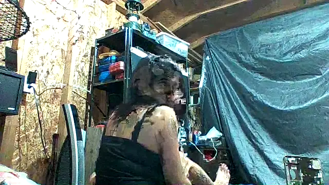 SillyRabbitz online show from 7, 11, 2025