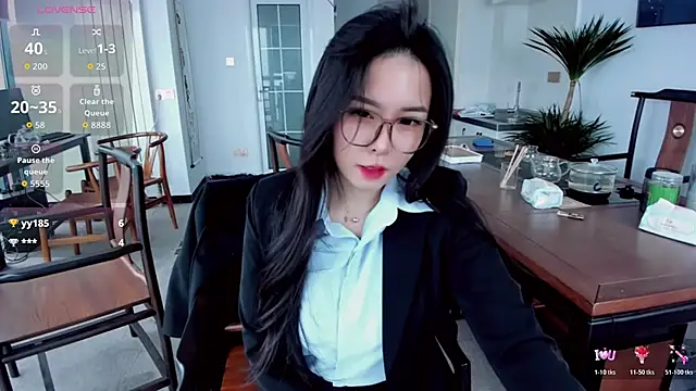 Snapshot of xixiya888 chatting on 7, 11, 2025 xixiya888 online show from 7, 11, 2025