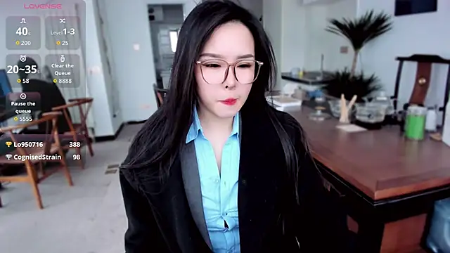 Snapshot of xixiya888 chatting on 27, 10, 2025 xixiya888 online show from 27, 10, 2025