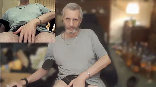 Snapshot of maxdaddy690 chatting on 24, 6, 2026 maxdaddy690 online show from 24, 6, 2026
