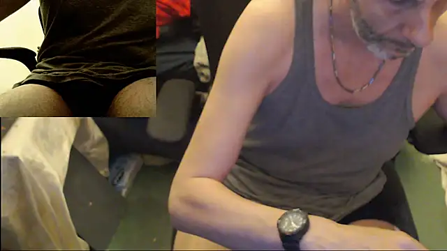 maxdaddy690 online show from 31, 3, 2026