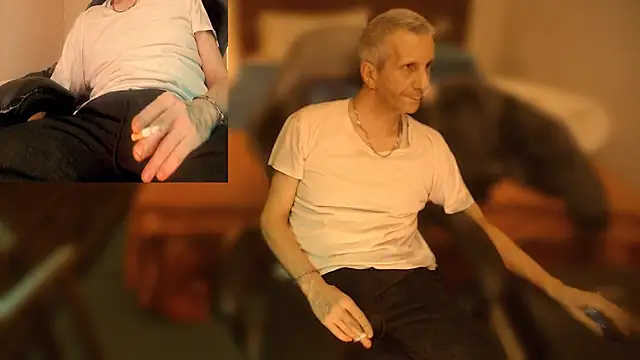 maxdaddy690 online show from 2, 1, 2025