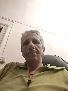 maxdaddy690 online show from 10, 3, 2025