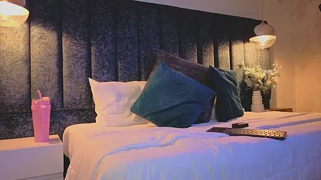 Ariannaa Suarez1 online show from 24, 9, 2025