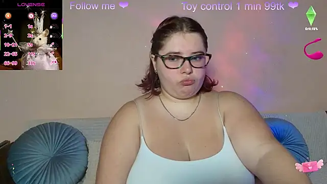 Lily lu one online show from 16, 9, 2025