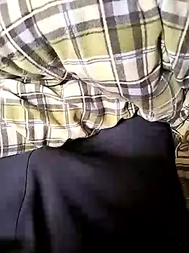 Snapshot of surfacespurt54 chatting on 25, 2, 2025 surfacespurt54 online show from 25, 2, 2025