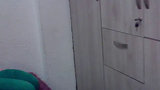 Victoria Lover online show from 3, 3, 2025