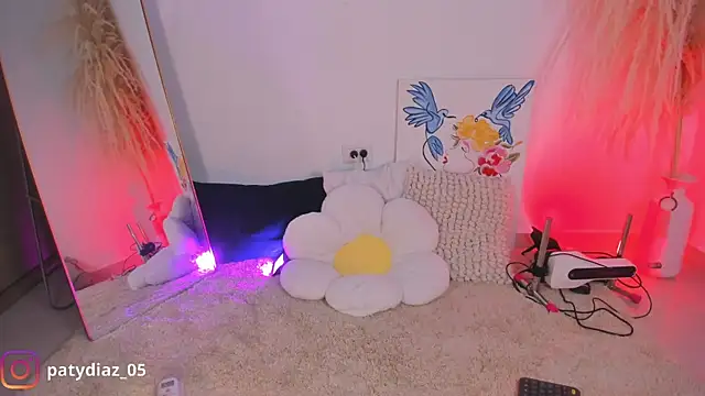 MiiaParker6972 online show from 28, 2, 2025