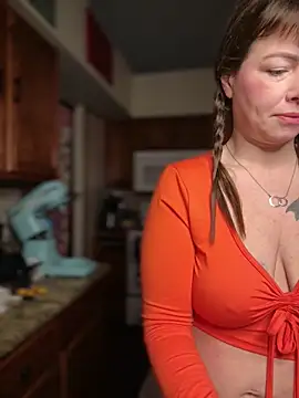 NaughtyLittleVeteran online show from 27, 11, 2025