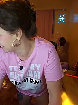 NaughtyLittleVeteran online show from 13, 3, 2025