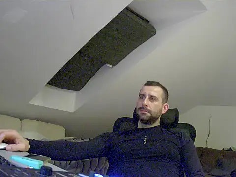 gryzoon online show from 1, 11, 2025