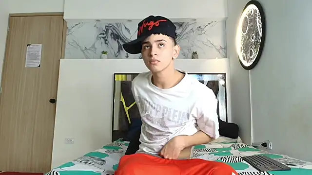 KING OFF BOYS online show from 21, 10, 2025