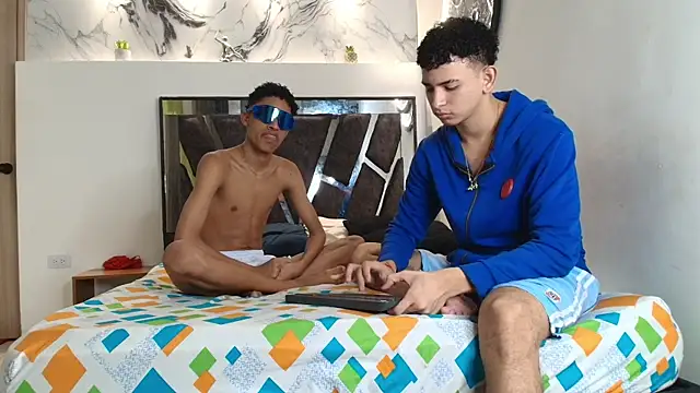 KING OFF BOYS online show from 10, 10, 2025