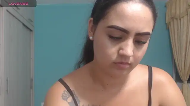 Anthonela Queen online show from 17, 12, 2025