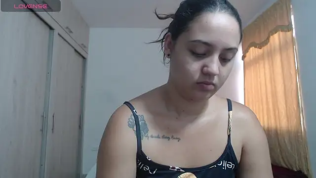 Anthonela Queen online show from 12, 9, 2025