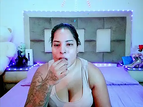 Snapshot of indiantopaz694u chatting on 20, 7, 2026 indiantopaz694u online show from 20, 7, 2026